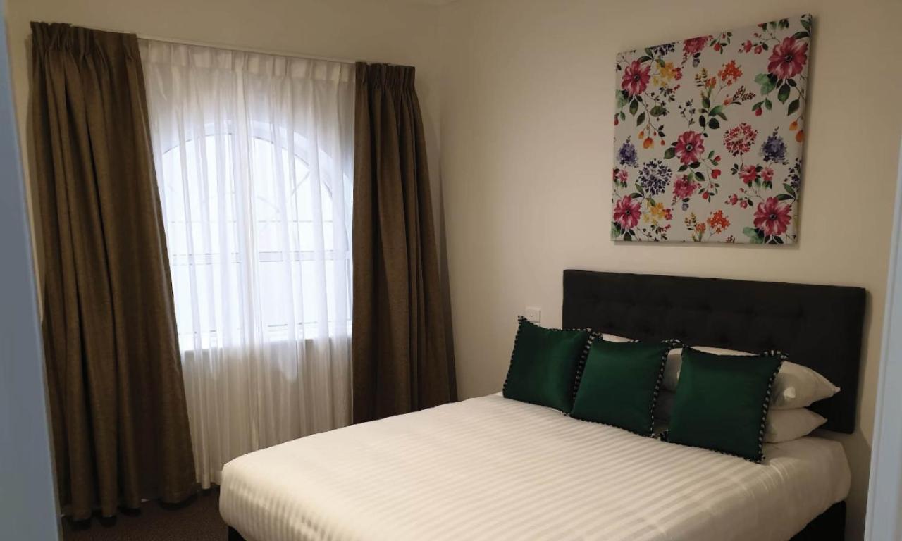 The Hotel Shamrock Bendigo Exterior photo